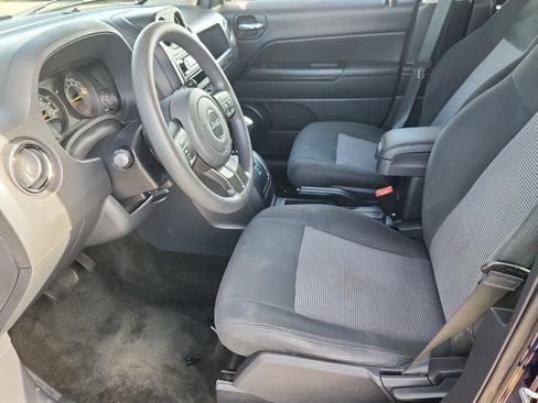 Used 2016 Jeep Patriot Sport w/ Power Value Group AWD/4WD image 7