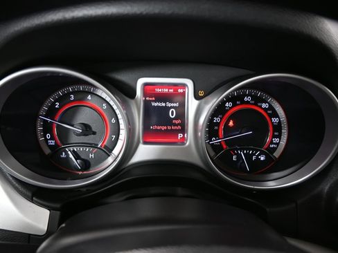 Used 2020 Dodge Journey SE w/ Blacktop Package FWD image 22