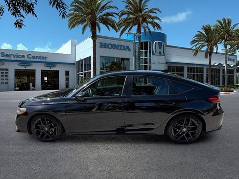 Used 2023 Honda Civic Sport image 5