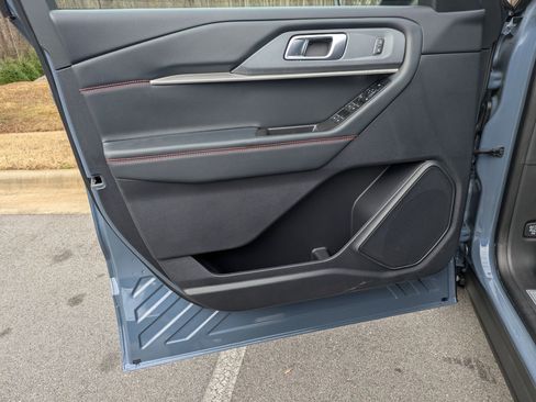 New 2026 Ford Explorer ST-Line image 9