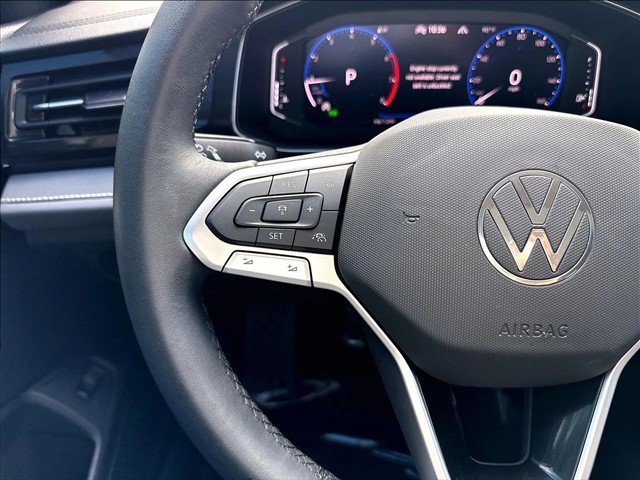 Used 2025 Volkswagen Jetta SEL FWD image 19