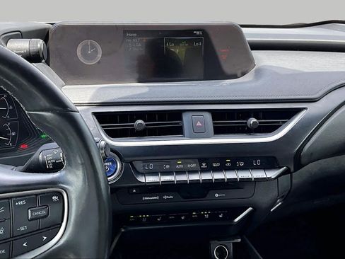 Used 2021 Lexus UX 250h w/ Premium Package AWD/4WD image 7
