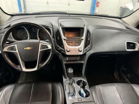 Used 2017 Chevrolet Equinox LT FWD image 5