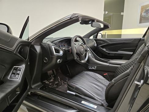 Used 2015 Aston Martin Vanquish Volante image 16