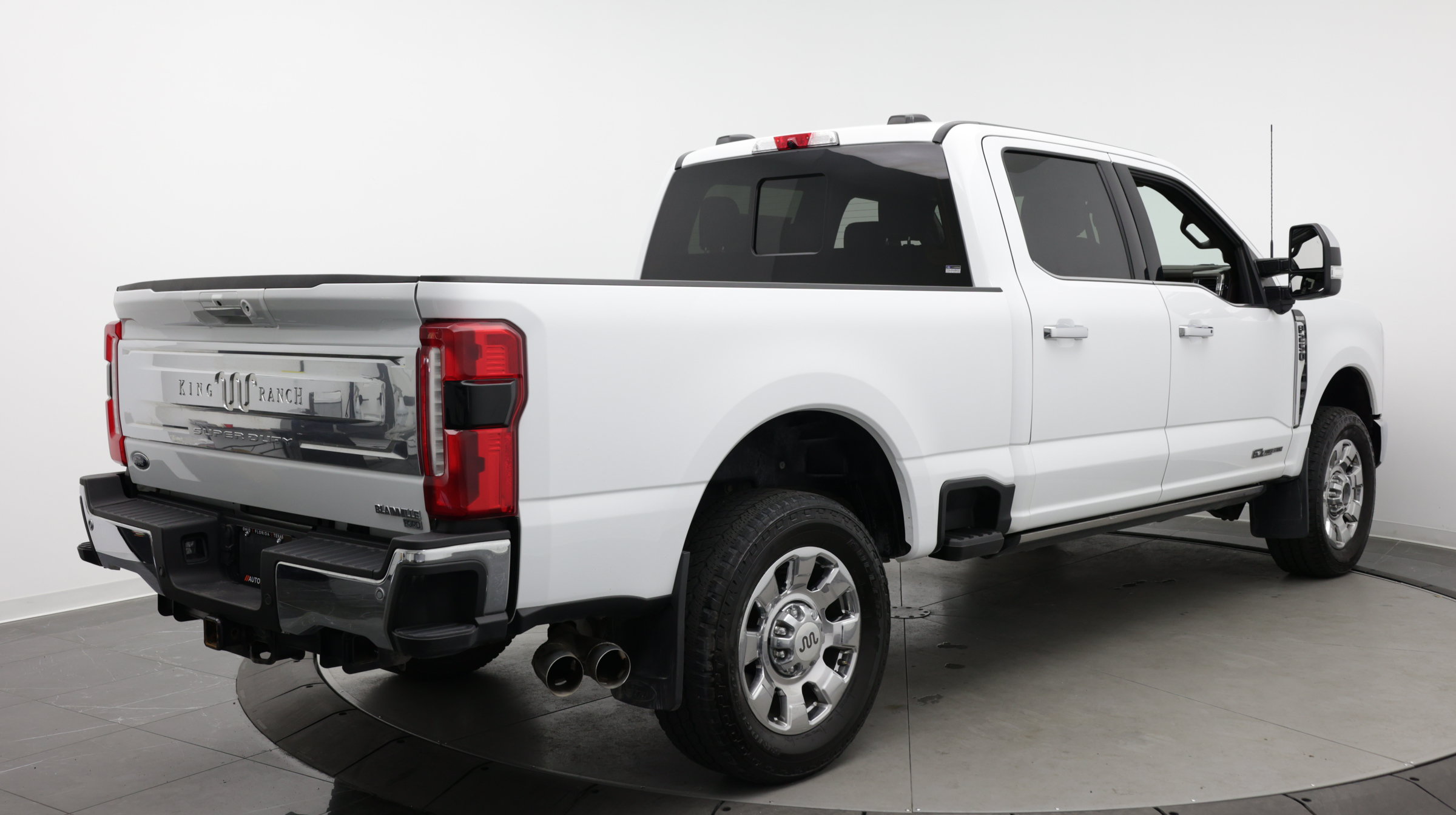 Used 2024 Ford F250 King Ranch AWD/4WD image 8