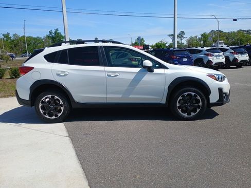 Certified 2023 Subaru Crosstrek 2.0i Premium image 4