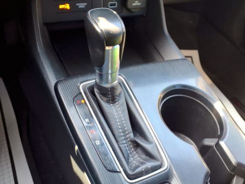 Used 2022 Honda Civic Sport image 19