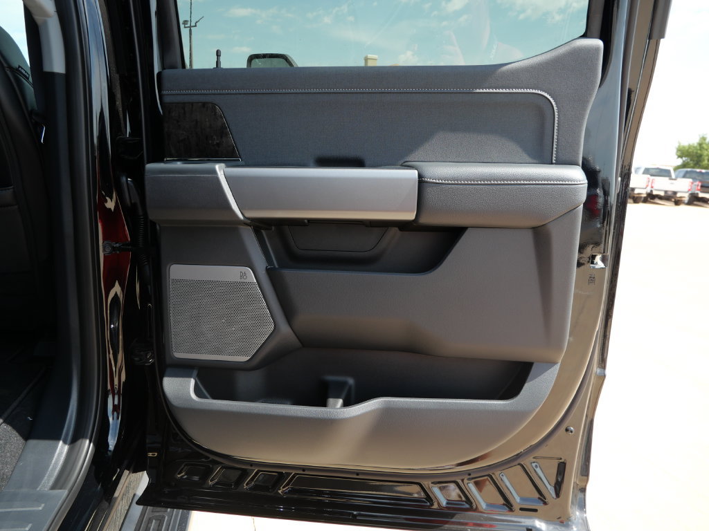 New 2026 Ford F350 Lariat w/ Black Appearance Package AWD/4WD image 14