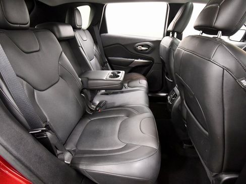 Used 2021 Jeep Cherokee Limited w/ Elite Package image 18