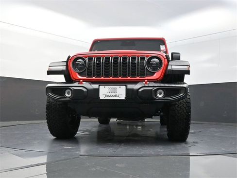 New 2025 Jeep Wrangler Unlimited Rubicon image 18