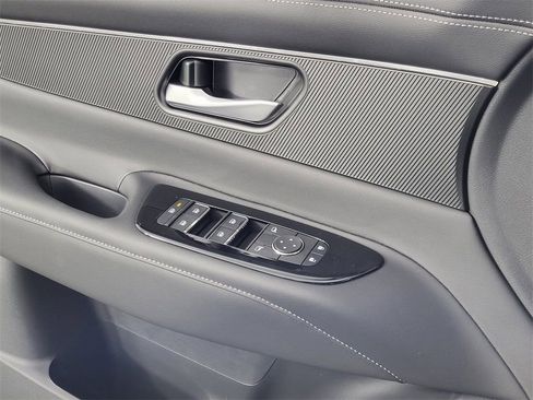 New 2025 Nissan Murano SV image 12