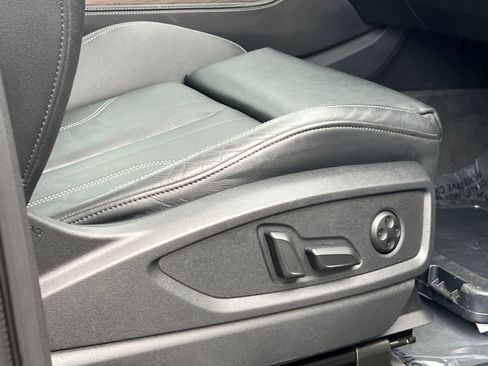 Used 2024 Audi Q5 2.0T Premium Plus image 14