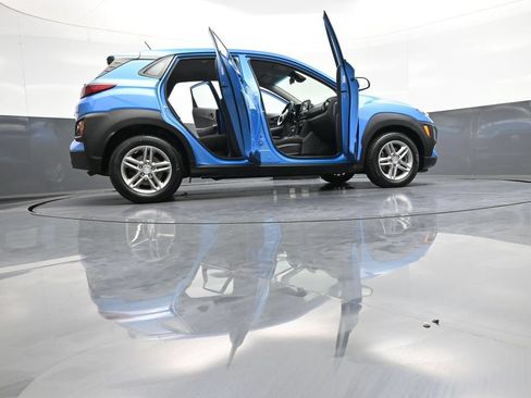 Used 2019 Hyundai Kona SE AWD/4WD image 47
