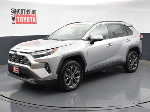 Used 2023 Toyota RAV4 Limited image 8