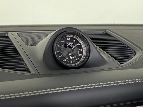 New 2026 Porsche Macan Turbo AWD/4WD image 31