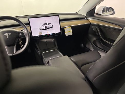 Used 2023 Tesla Model 3 Standard Range RWD image 17