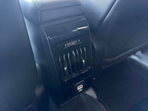 Used 2025 Jeep Compass Limited AWD/4WD image 19