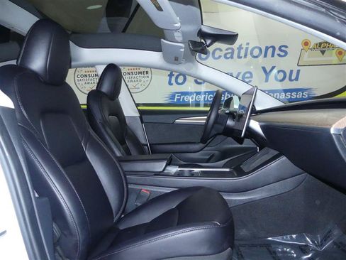 Used 2023 Tesla Model 3 Standard Range RWD image 7
