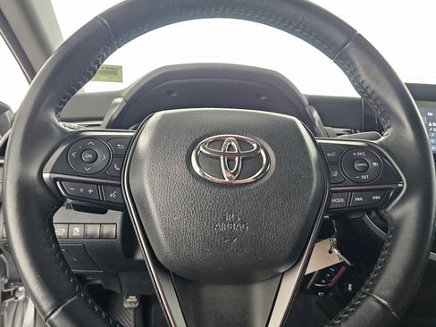Used 2024 Toyota Camry SE image 22