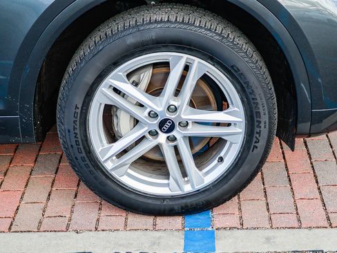 Certified 2023 Audi Q5 e Premium w/ Convenience Package image 10