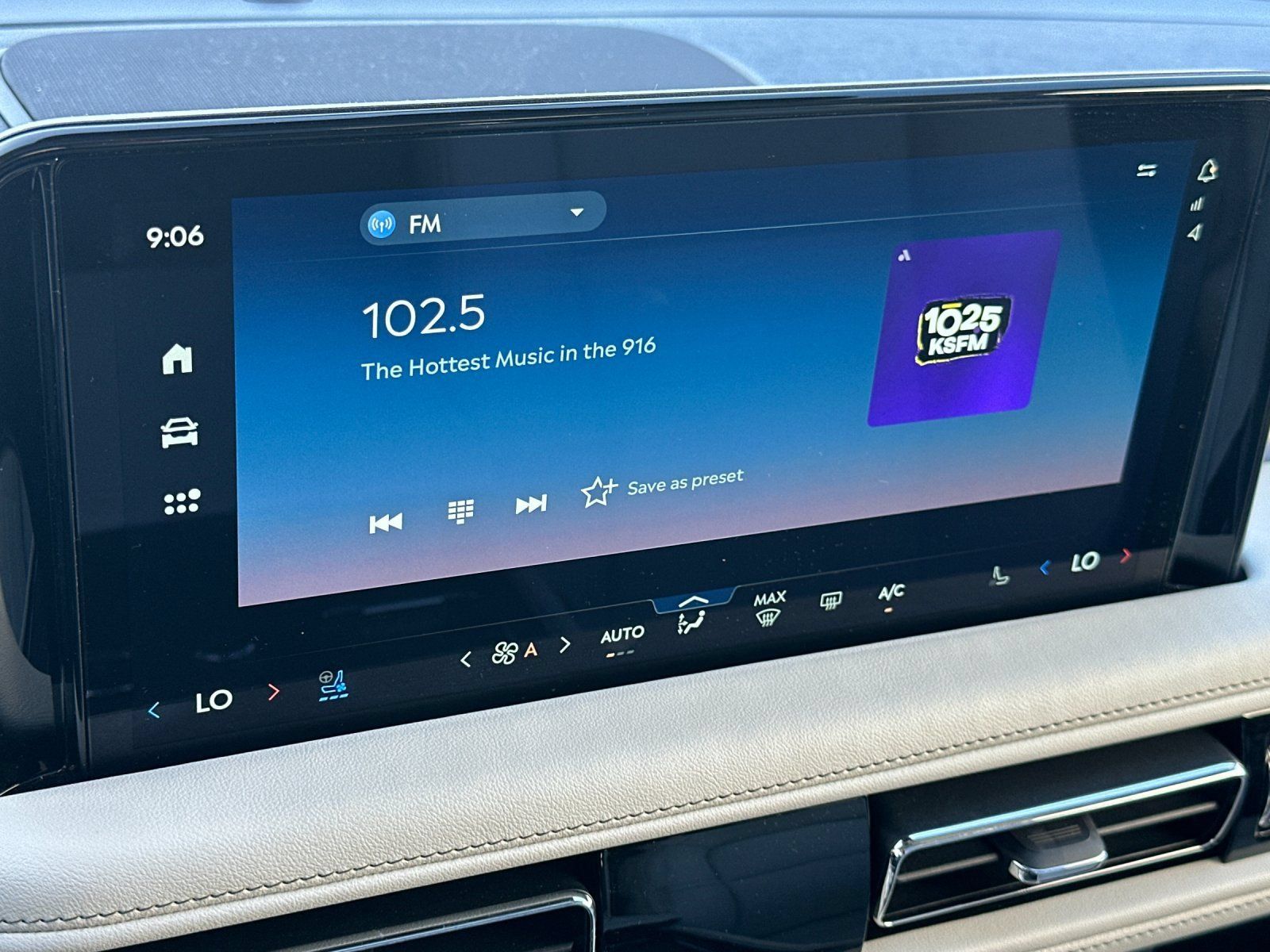 New 2026 Lincoln Aviator AWD image 18