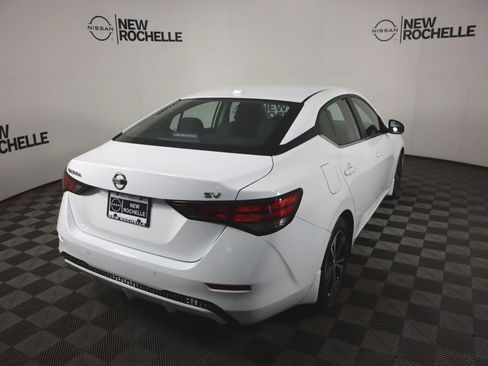 Certified 2022 Nissan Sentra SV w/ All-Weather Package image 5