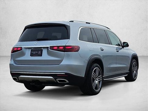 New 2026 Mercedes-Benz GLS 450 4MATIC image 2