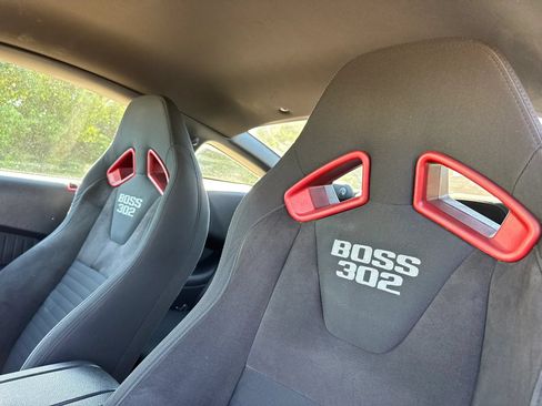 Used 2013 Ford Mustang Boss 302 w/ Boss 302 Accessory Pkg RWD image 15