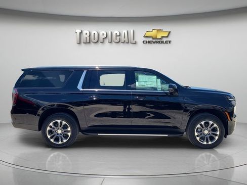 New 2026 Chevrolet Suburban LT w/ Comfort Package RWD image 6