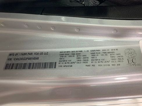 Used 2023 Jeep Wrangler Sahara image 35