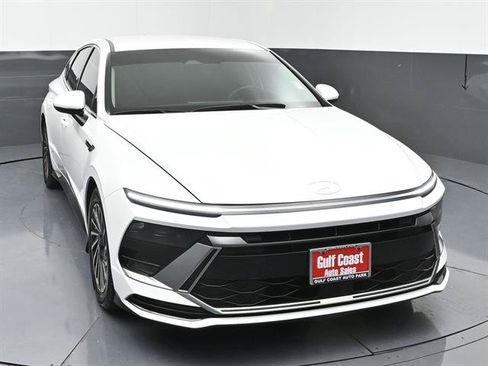 Used 2024 Hyundai Sonata SEL FWD image 3