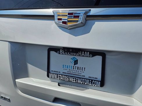 Used 2018 Cadillac Escalade Premium Luxury w/ LPO, Radiant Package AWD/4WD image 14