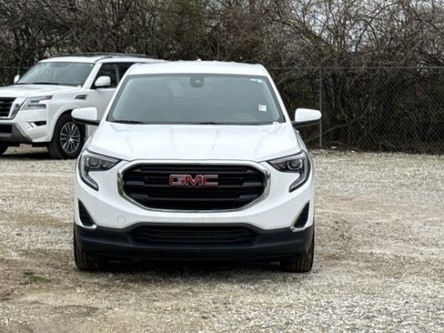 Used 2020 GMC Terrain SLE image 2