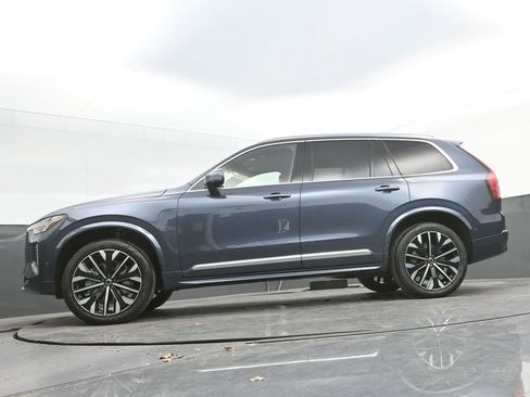 New 2026 Volvo XC90 B5 Ultra image 25