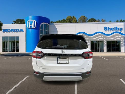 New 2025 Honda Pilot EX-L image 7