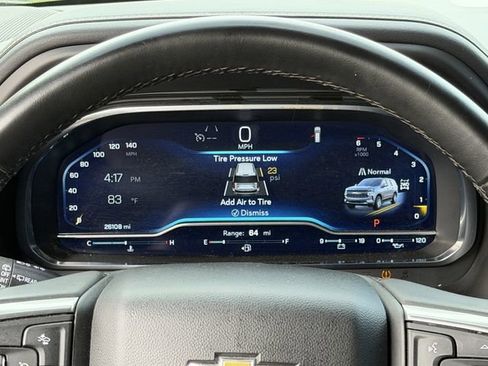 Used 2024 Chevrolet Tahoe Premier AWD/4WD image 16