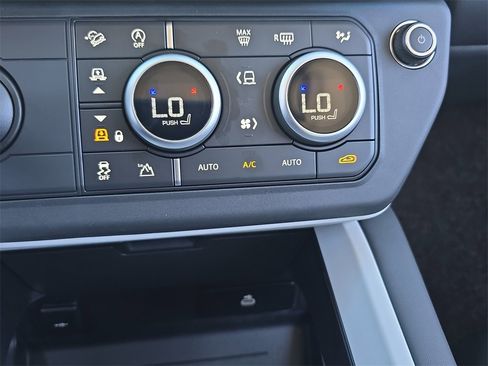 New 2026 Land Rover Defender 110 S image 25