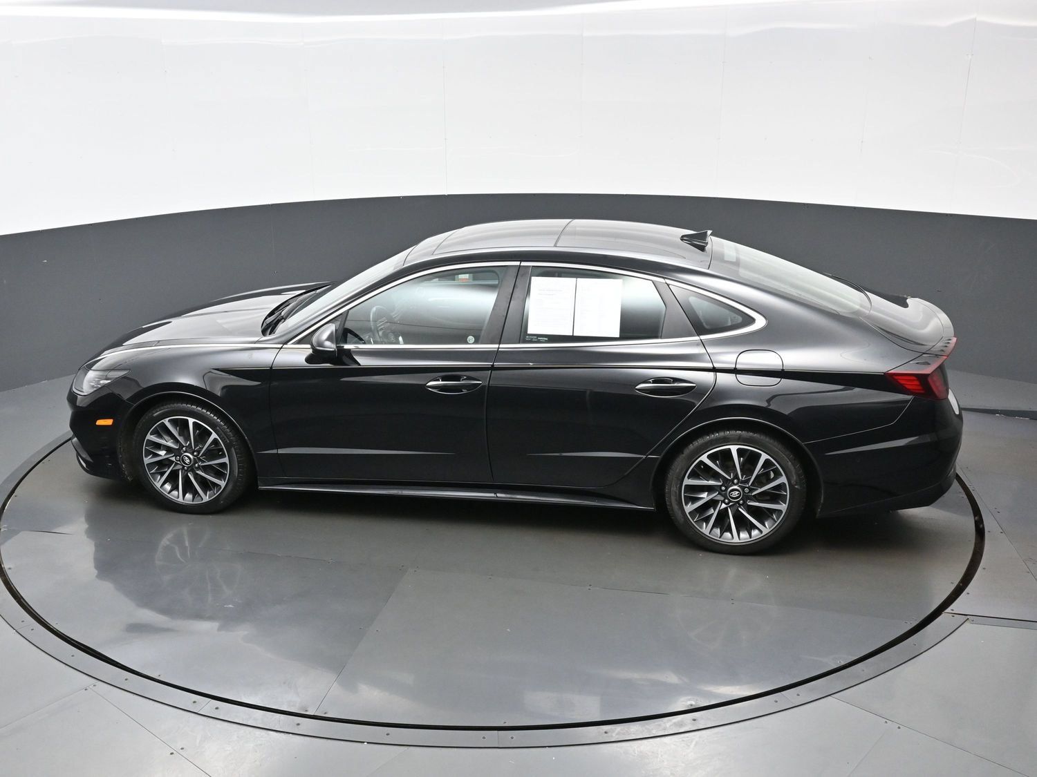 Certified 2023 Hyundai Sonata Limited FWD image 37