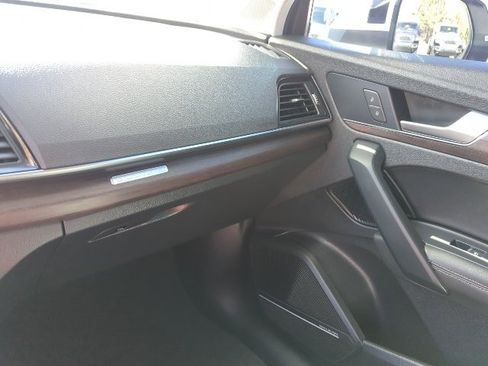 Used 2023 Audi Q5 2.0T Premium Plus w/ Premium Plus Package image 8