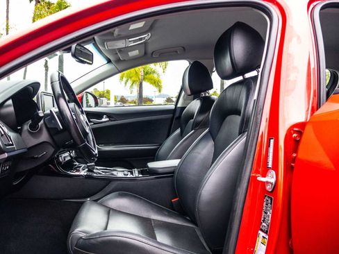 Used 2019 Kia Stinger RWD image 19