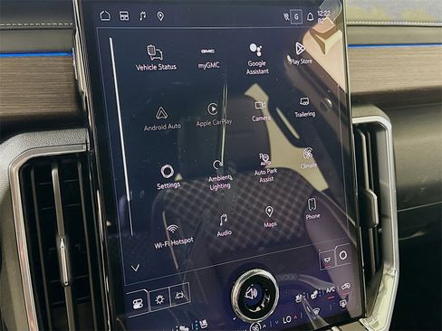 New 2026 GMC Acadia Denali w/ Super Cruise Package image 7