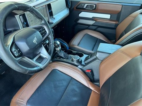 Used 2021 Ford Bronco Outer Banks image 10