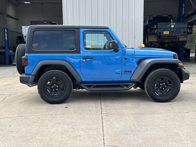Used 2023 Jeep Wrangler Sport AWD/4WD image 2