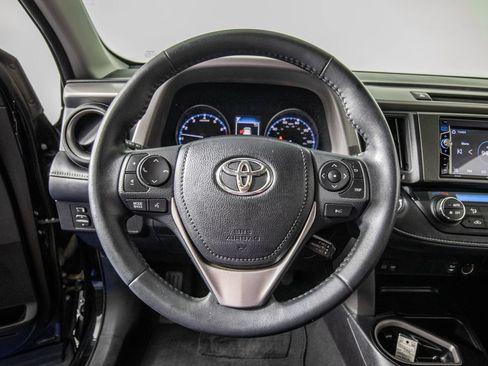 Used 2018 Toyota RAV4 XLE w/ Plus Extra Value Package FWD image 16