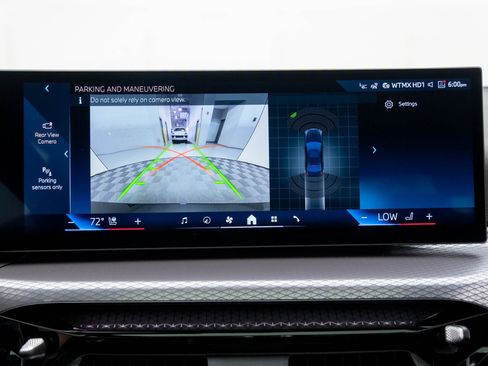 Certified 2025 BMW 330i xDrive Sedan w/ Premium Package image 22