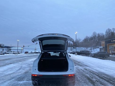 Used 2024 Audi SQ5 Premium Plus image 15