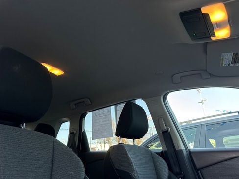 Used 2022 Nissan Rogue SV image 17