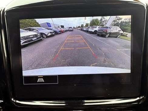 Used 2023 Chevrolet Traverse LT AWD/4WD image 22