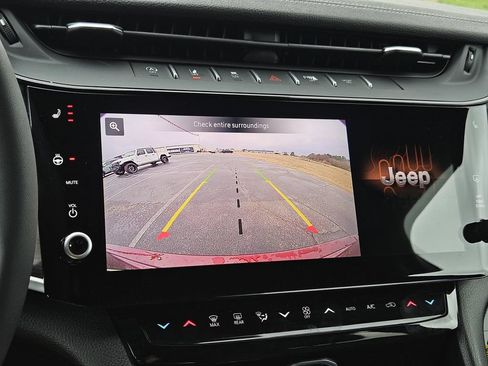 New 2026 Jeep Grand Cherokee Altitude RWD image 19