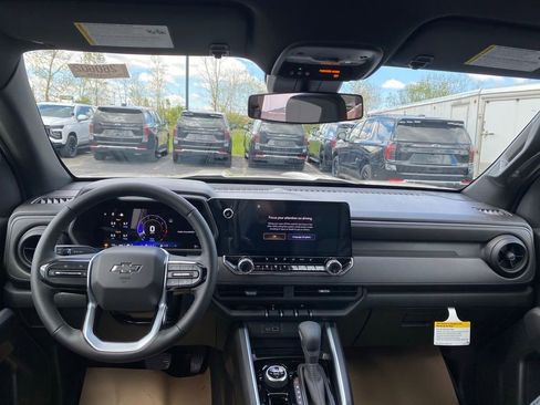 New 2026 Chevrolet Colorado Trail Boss AWD/4WD image 19